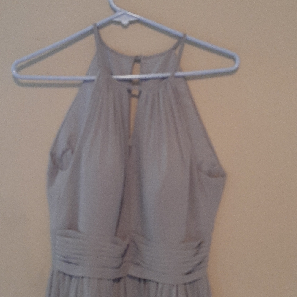 Dress - Picture 2 of 3